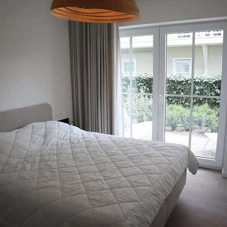 In With Sea View Apartman *